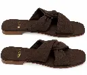 Sandalias marrón TRIUNFO en composición de catálogo.webp
