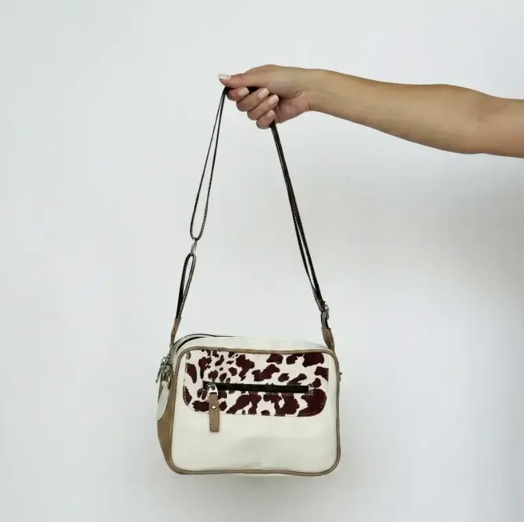 [ROB0810BL] Baul Compartimientos Reata (Blanco).webp
