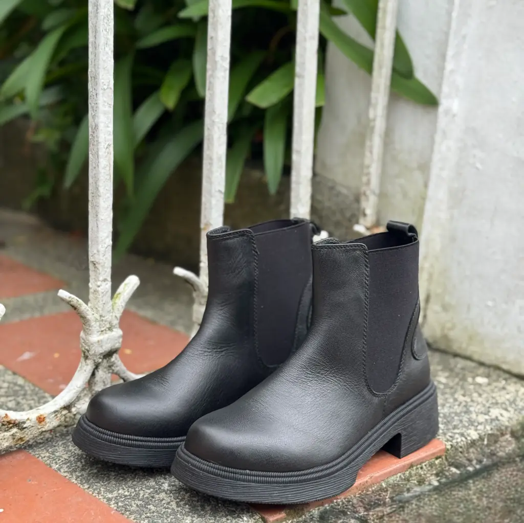 Bota Media Caña Resortes