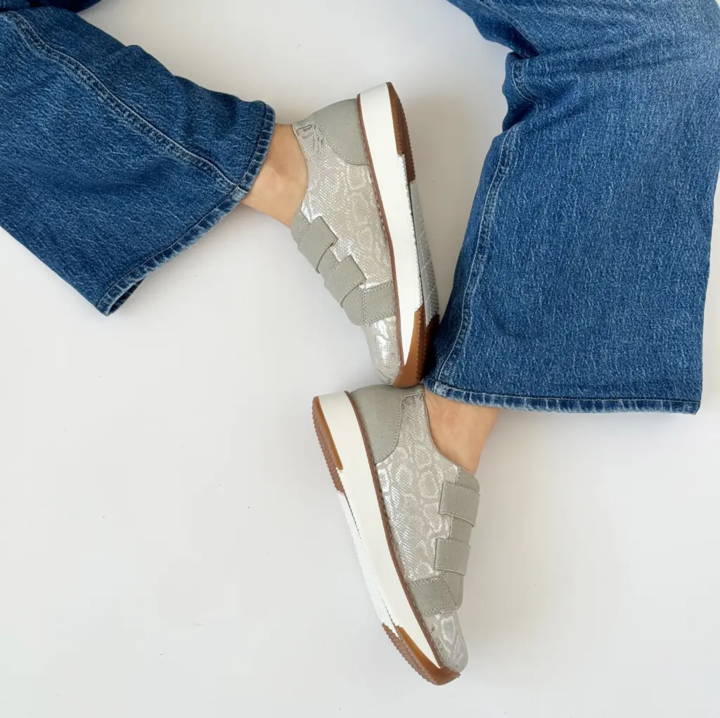 Tenis Agarre Velcro