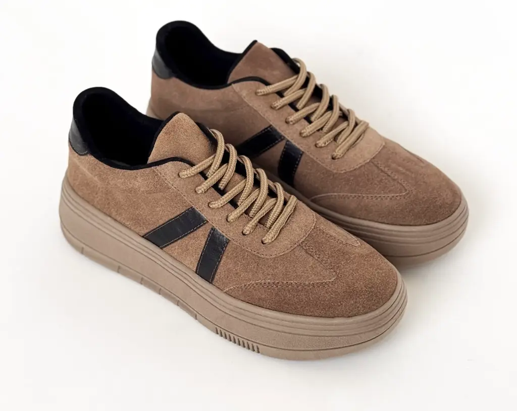 Teni Cuero Suela Gruesa