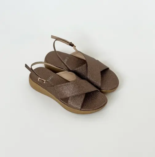 SANDALIA PLAYA CORREAS CRUZADAS